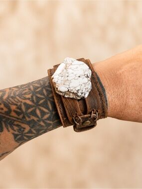 Wild Horse Magnesite Stone Brown Leather Cuff Bracelet Boho Western